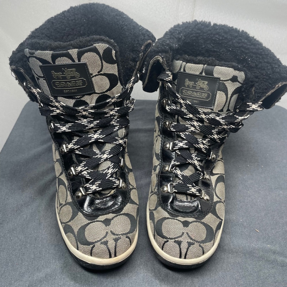 Coach Women Sneaker Boots Monogram Canvas Shearling Lined 8.5 Designer Winter